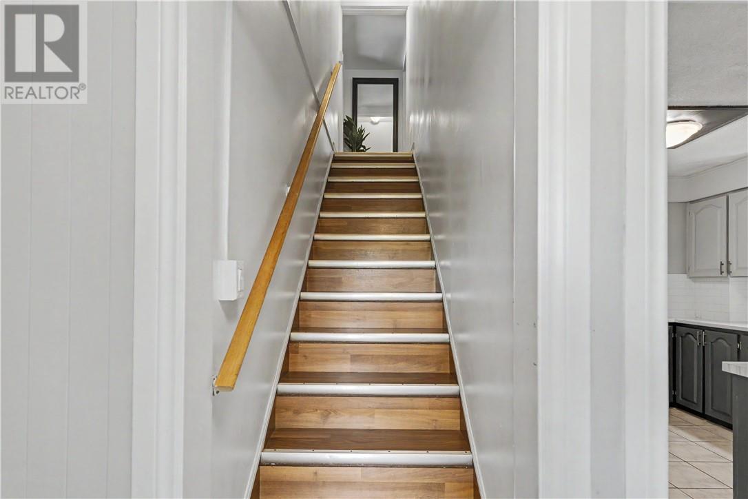 703 Griffith Street - 18