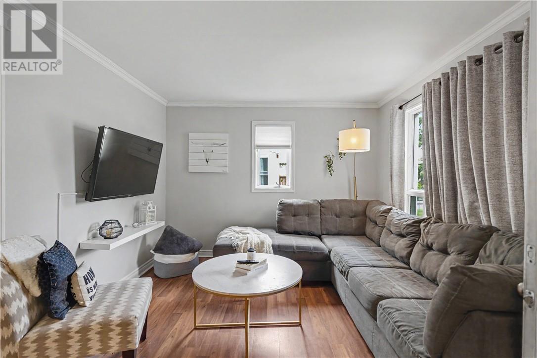 703 Griffith Street - Image 8
