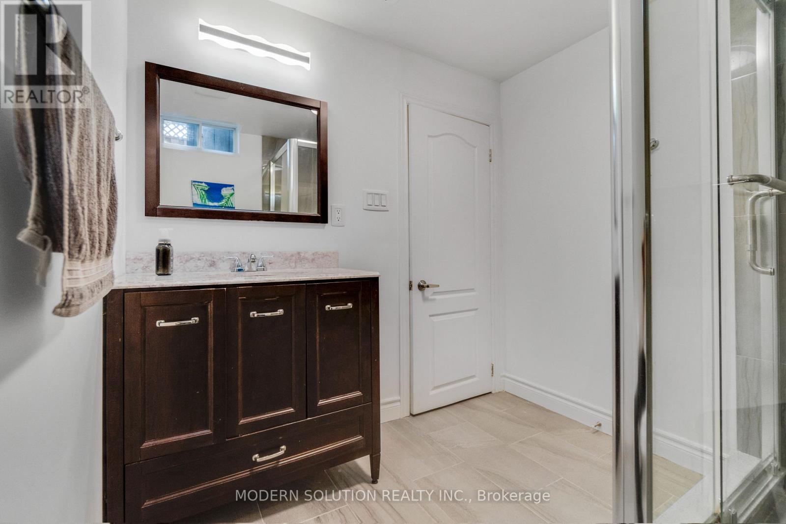 44 BENDAMERE CRESCENT - Image 32