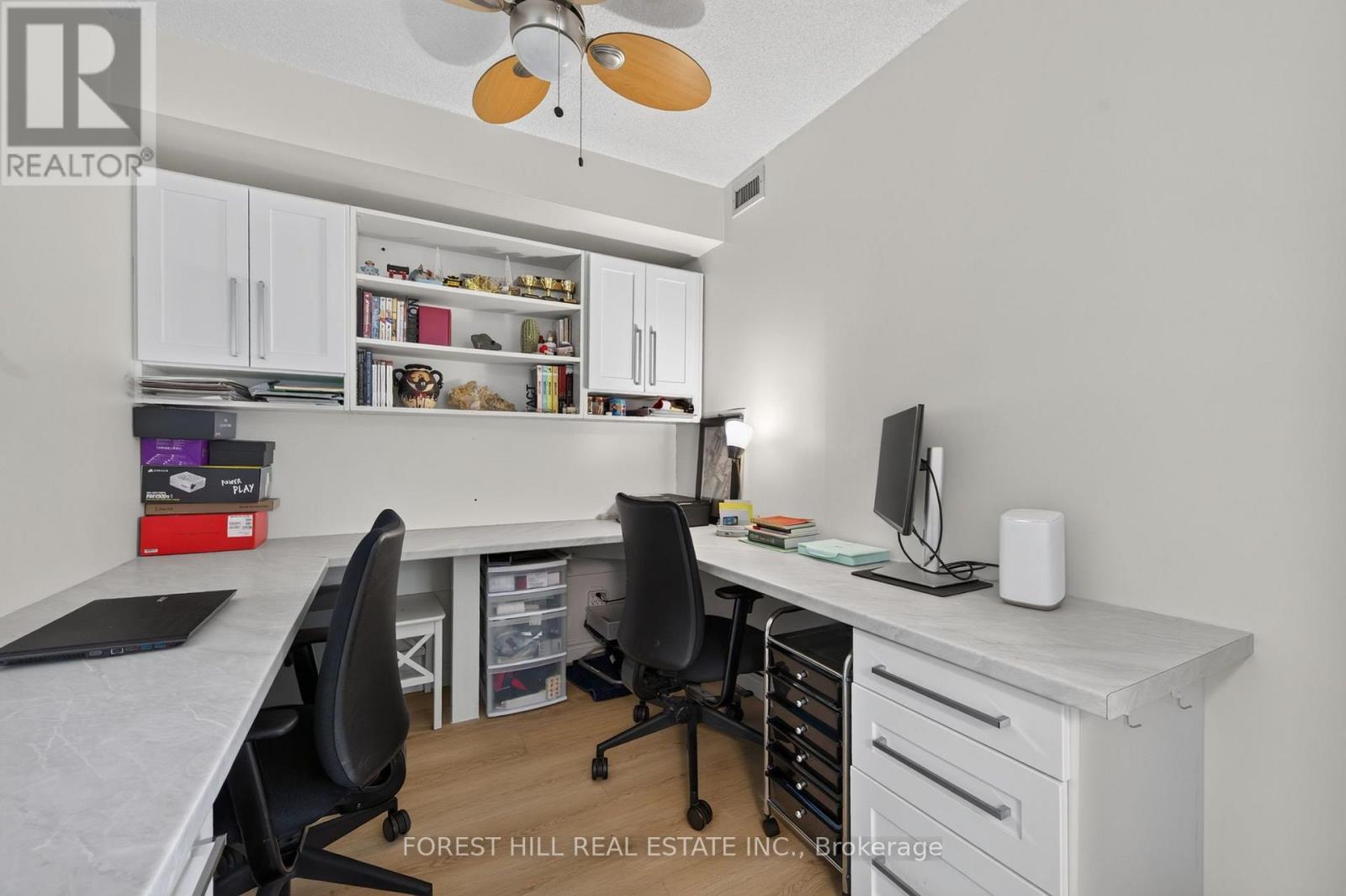 #407 350 RED MAPLE ROAD - Image 12