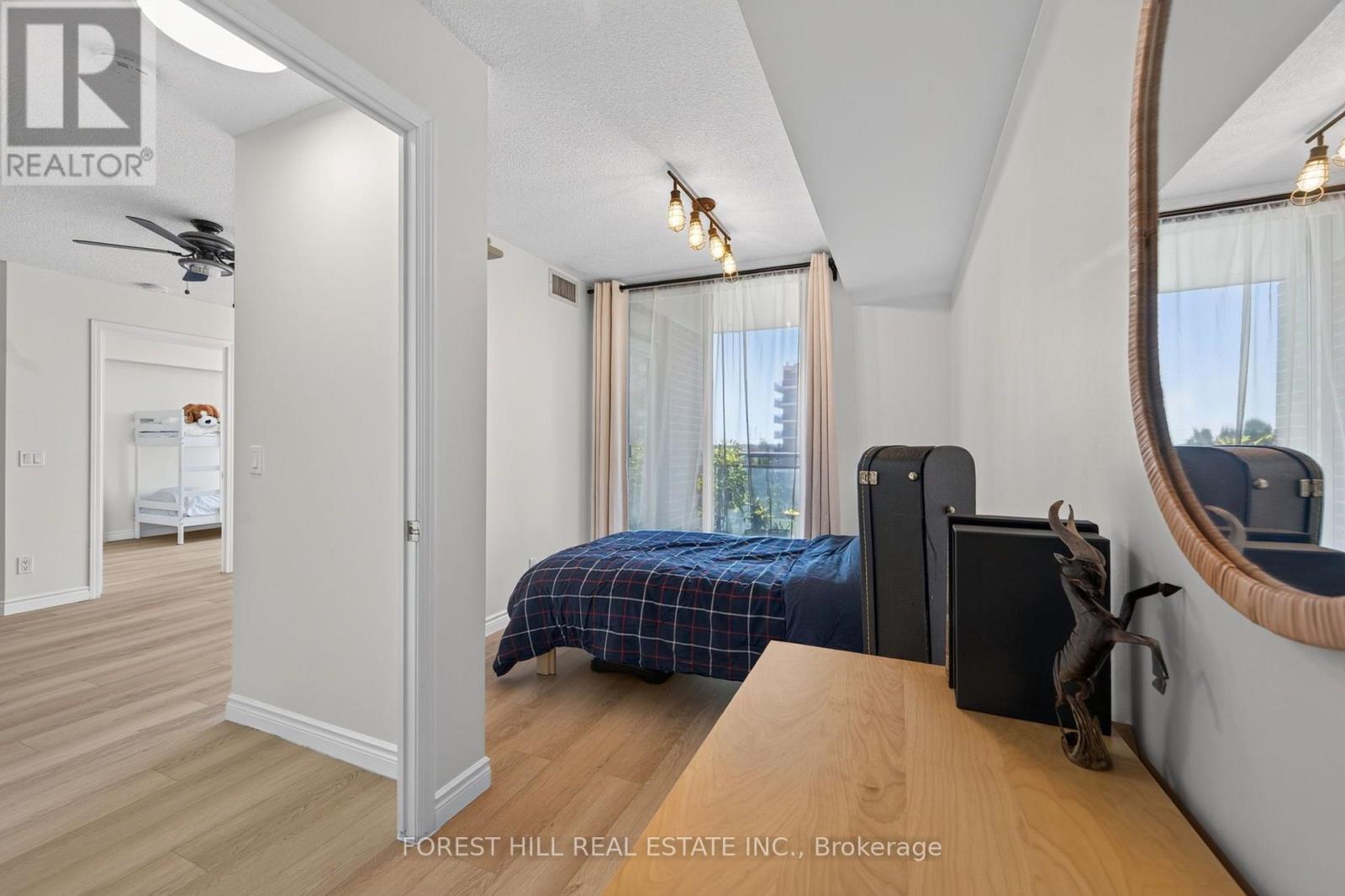 #407 350 RED MAPLE ROAD - Image 22