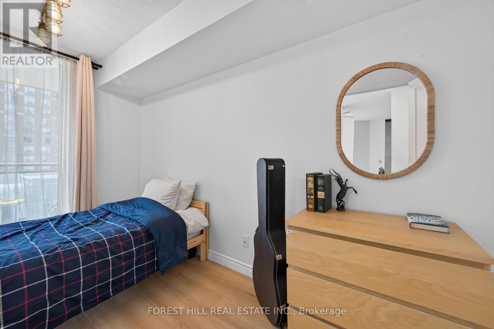 #407 350 RED MAPLE ROAD - Image 23