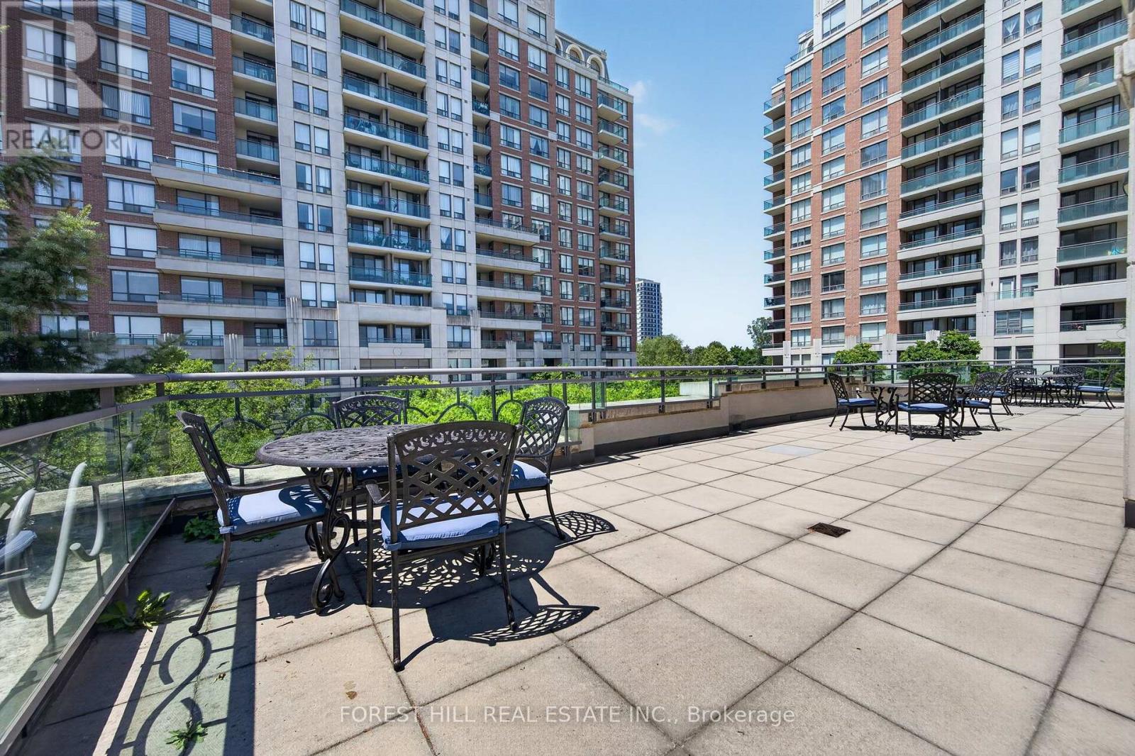 #407 350 RED MAPLE ROAD - Image 26