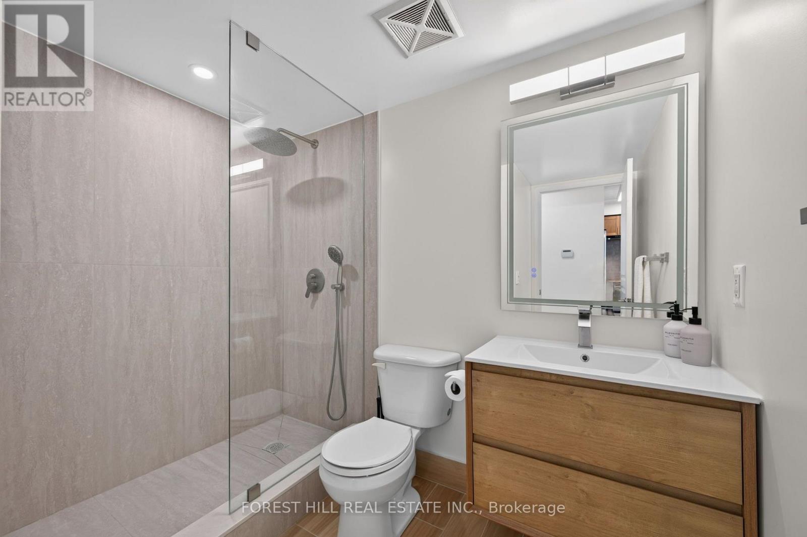 #407 350 RED MAPLE ROAD - Image 8