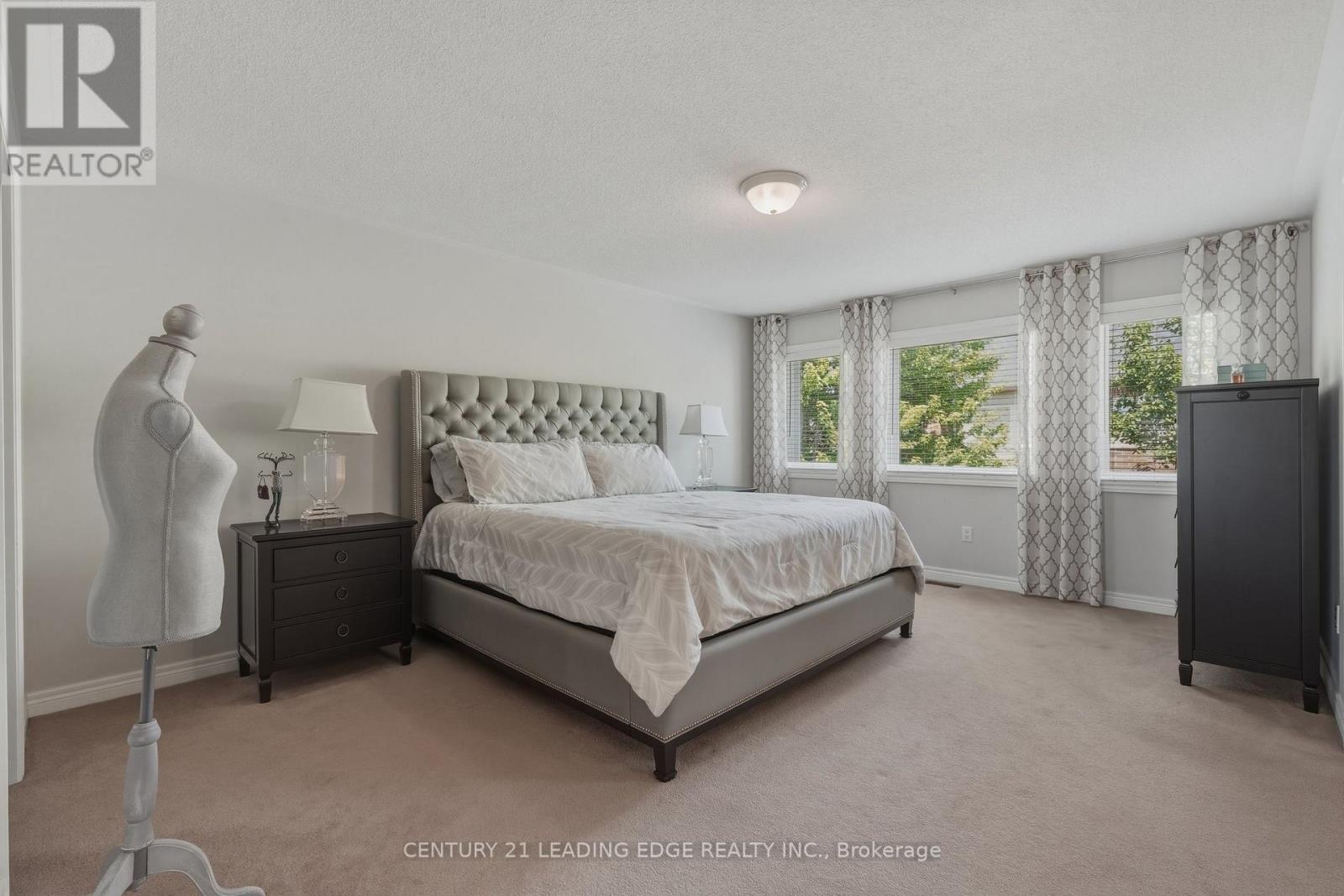 8 HAVERHILL TERRACE - Image 34