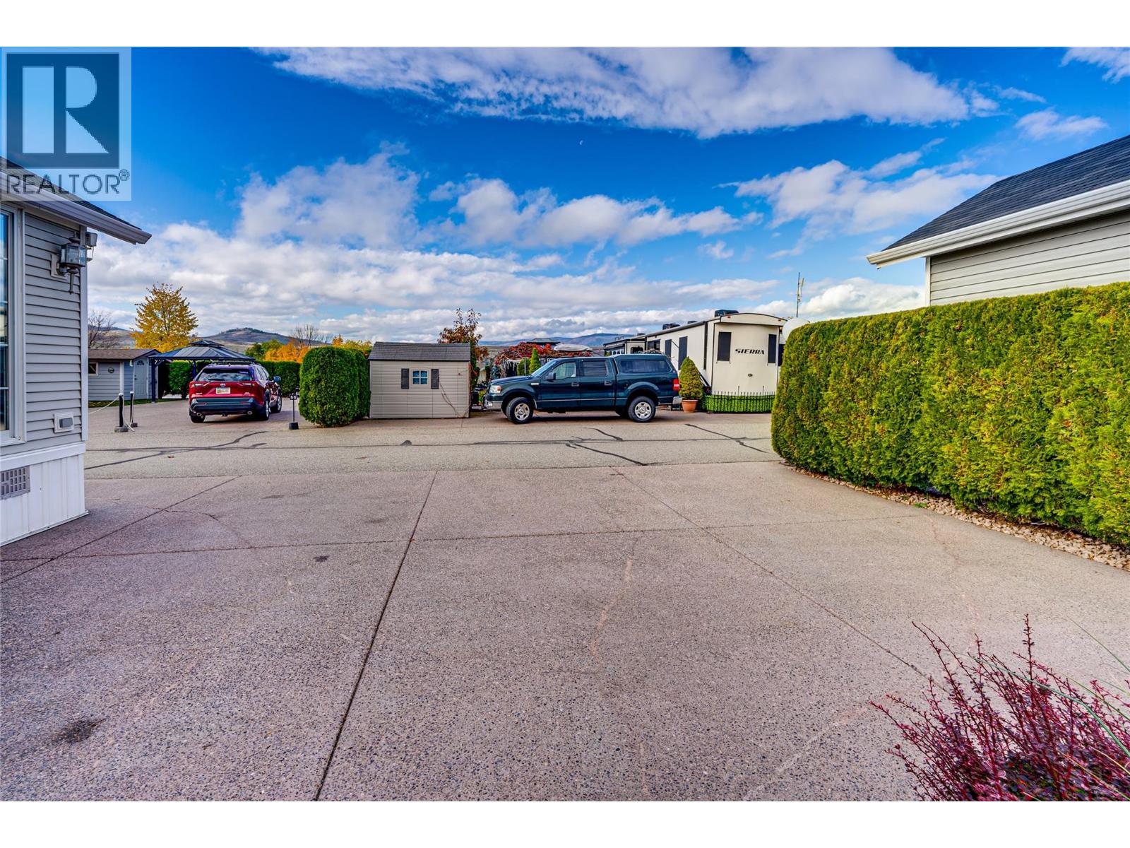#82 8000 Highland Road - 19