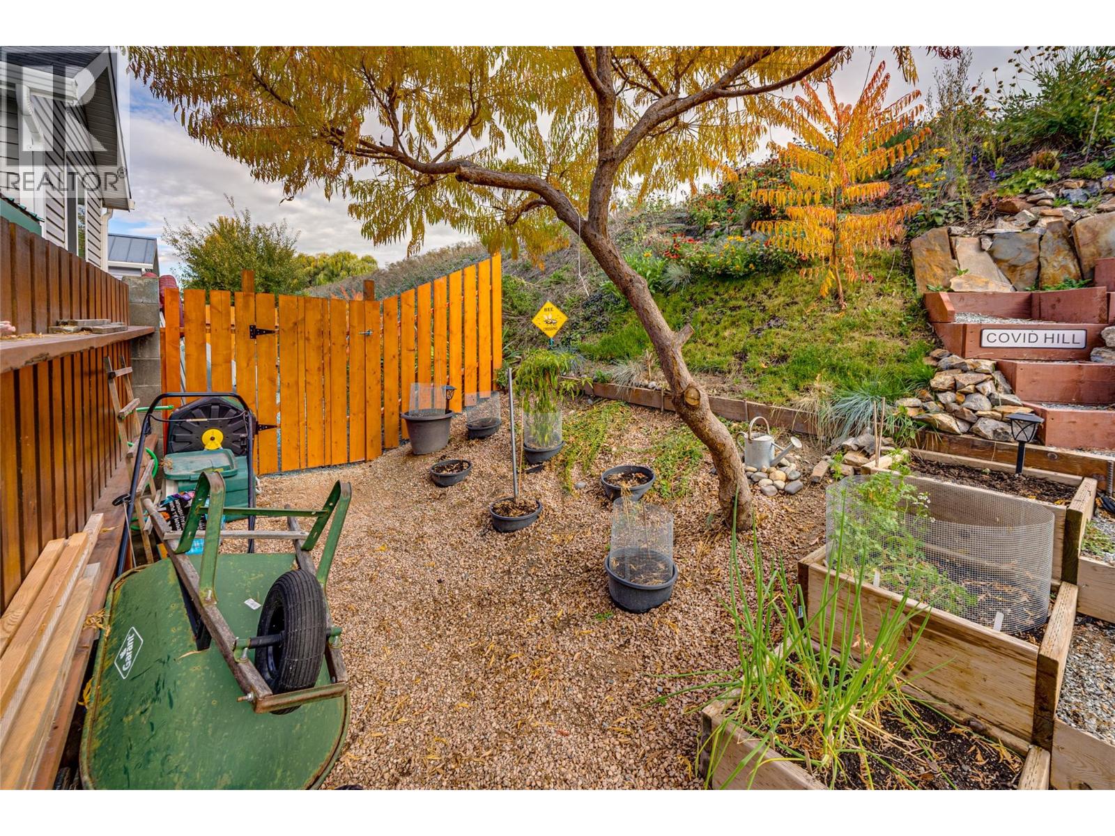 #82 8000 Highland Road - 23