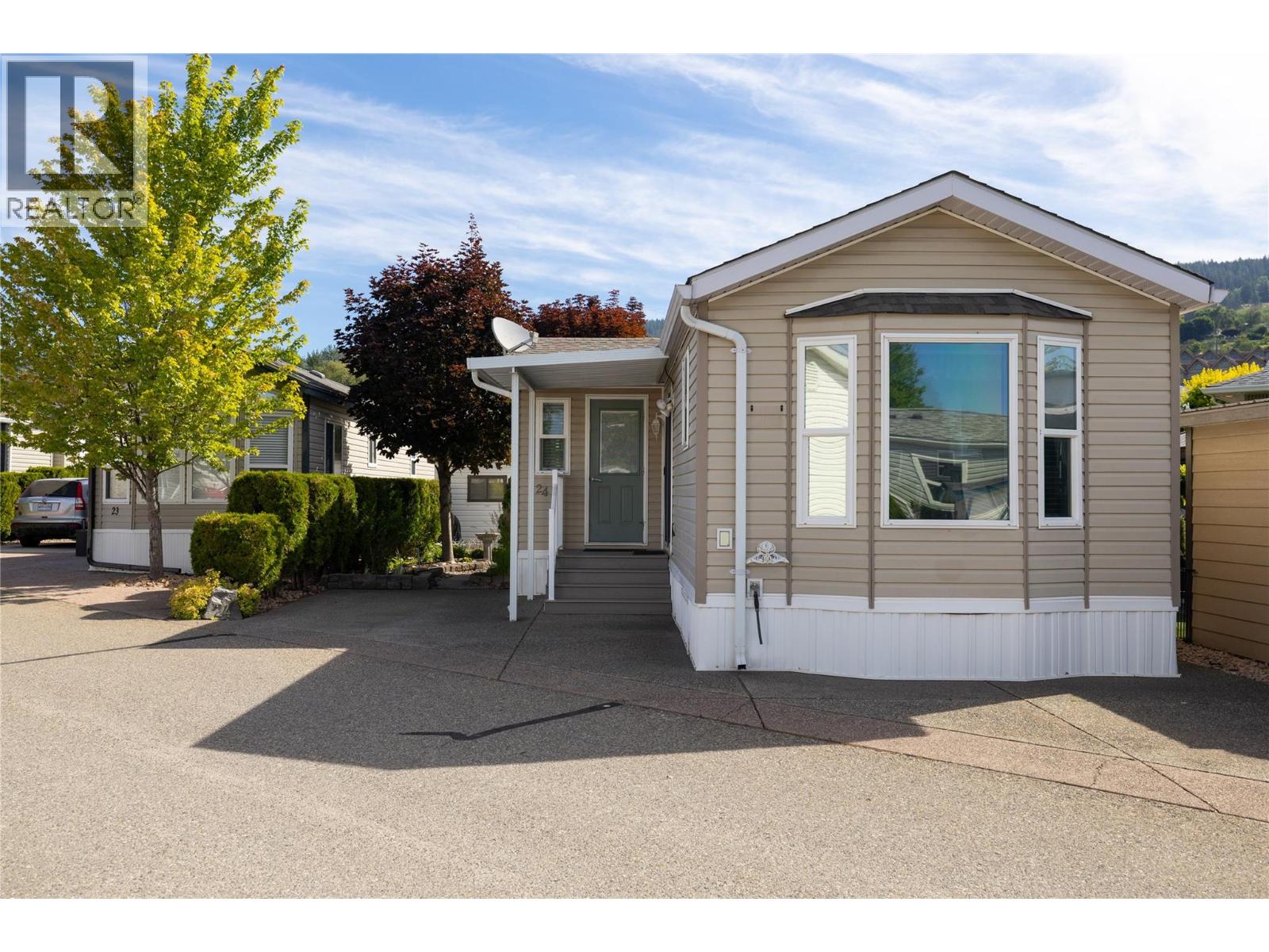#24 8000 Highland Road - 19