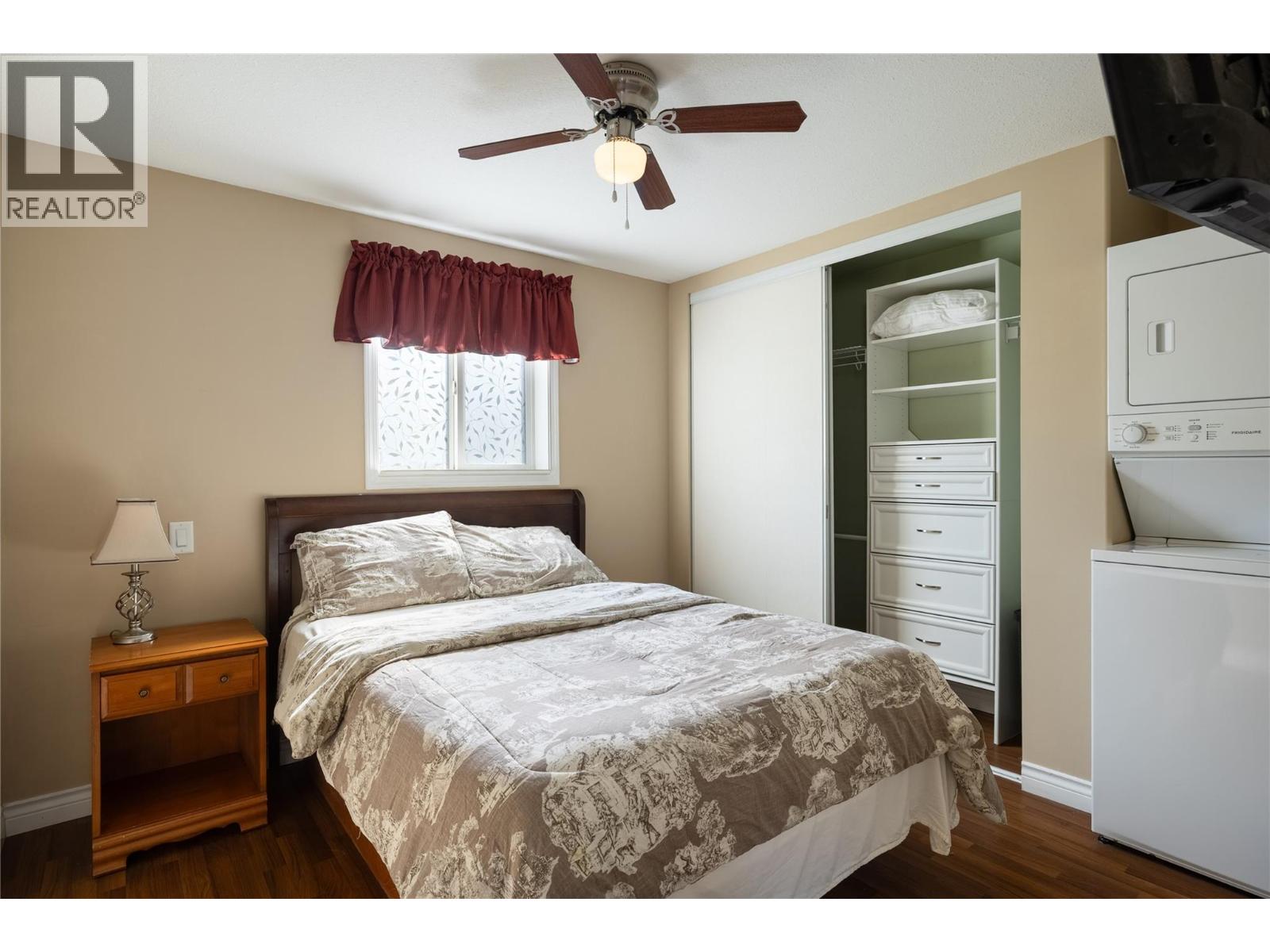 #24 8000 Highland Road - 15