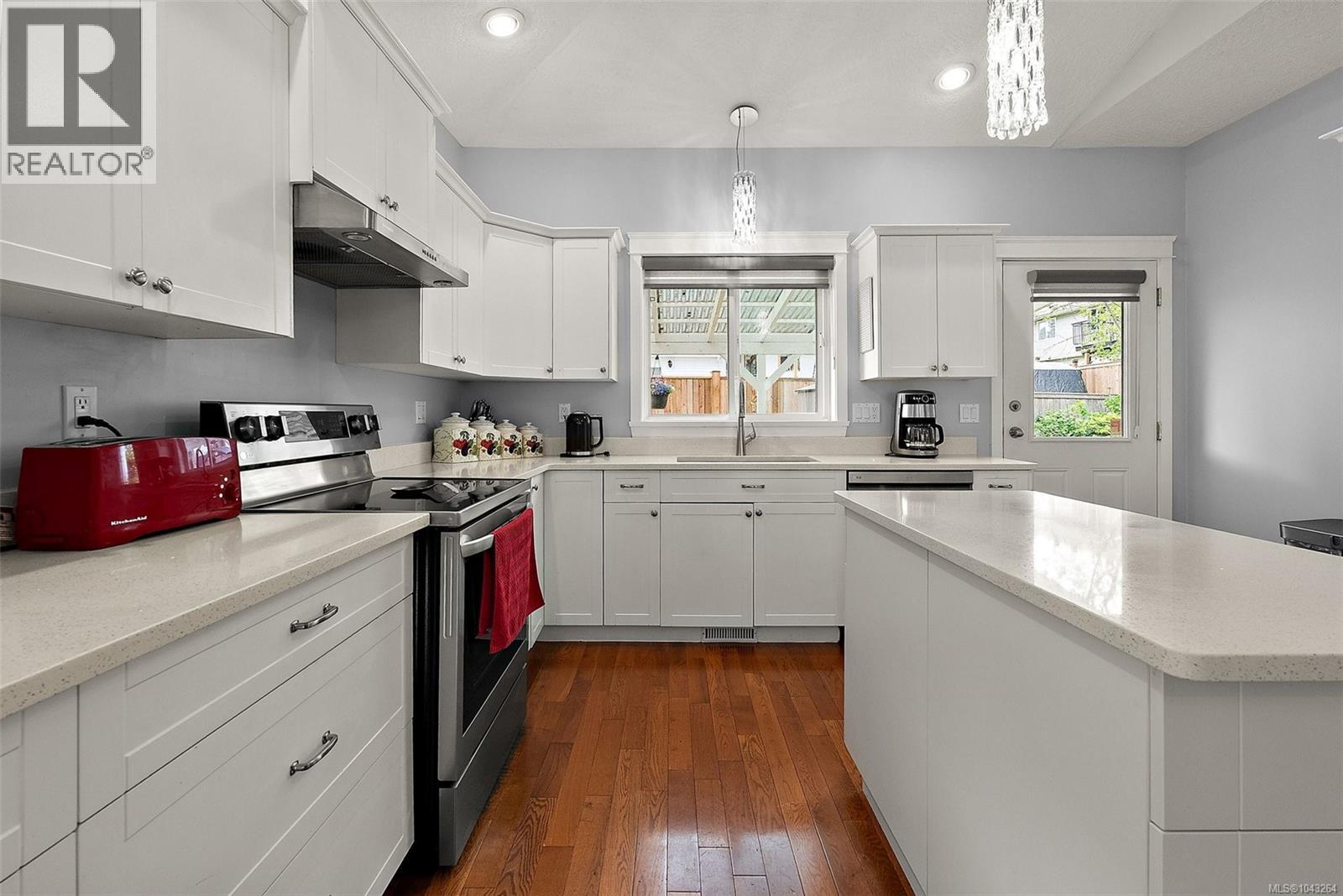 #4 3085 Sherman Rd - 4