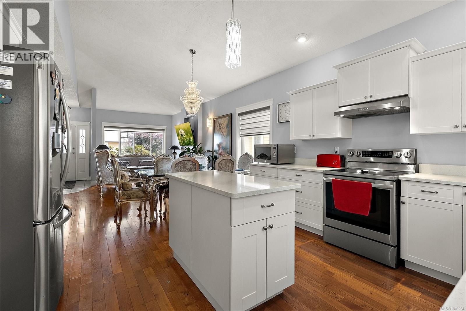 #4 3085 Sherman Rd - 6