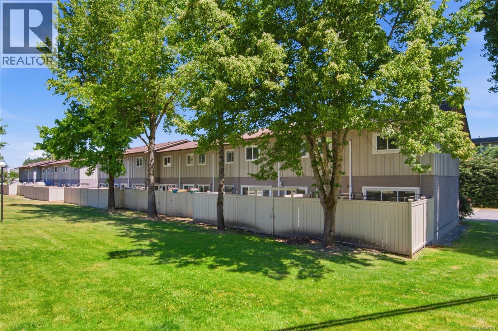 #18 3271 Cowichan Lake Rd - 30