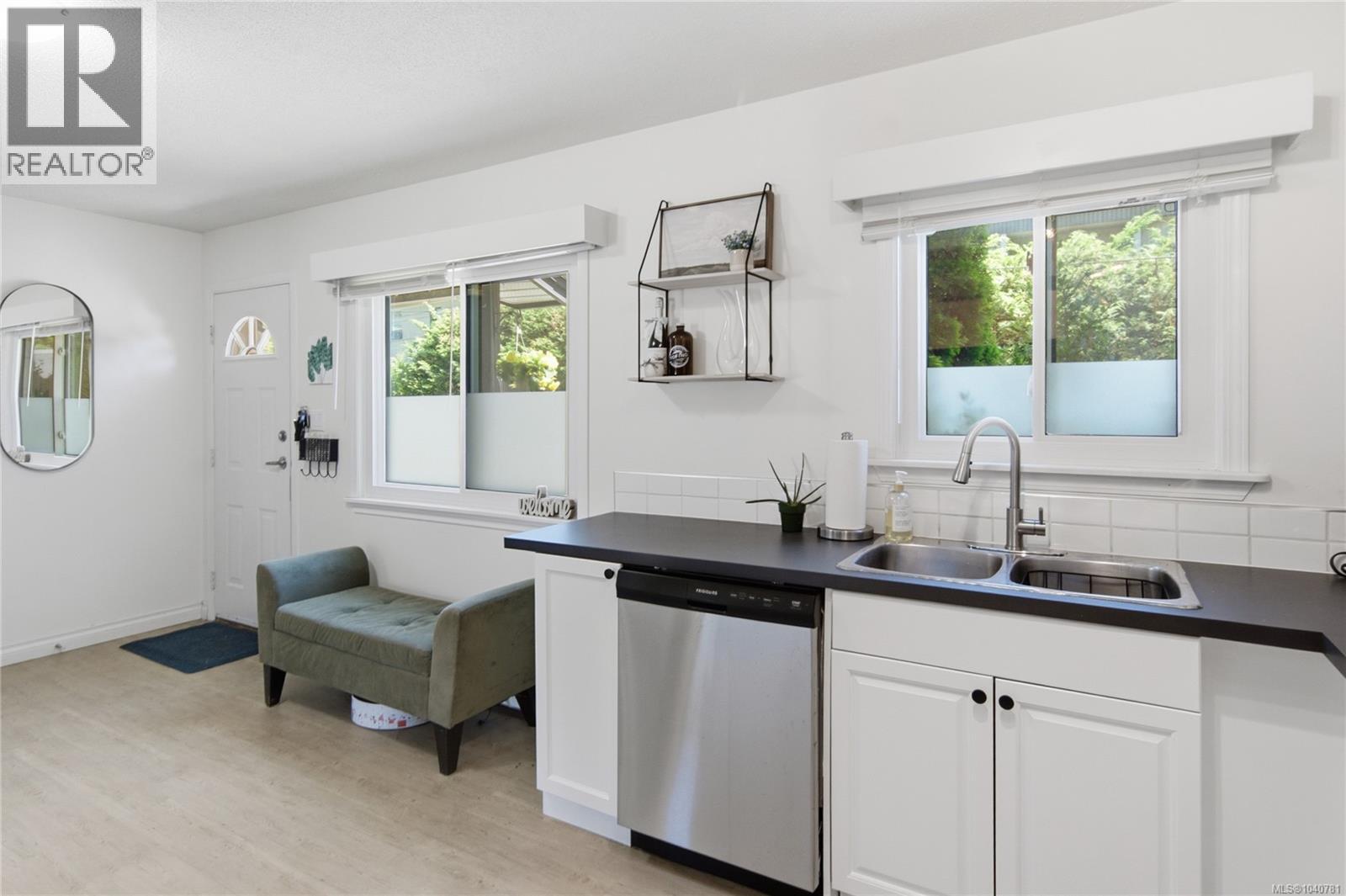 #18 3271 Cowichan Lake Rd - 7