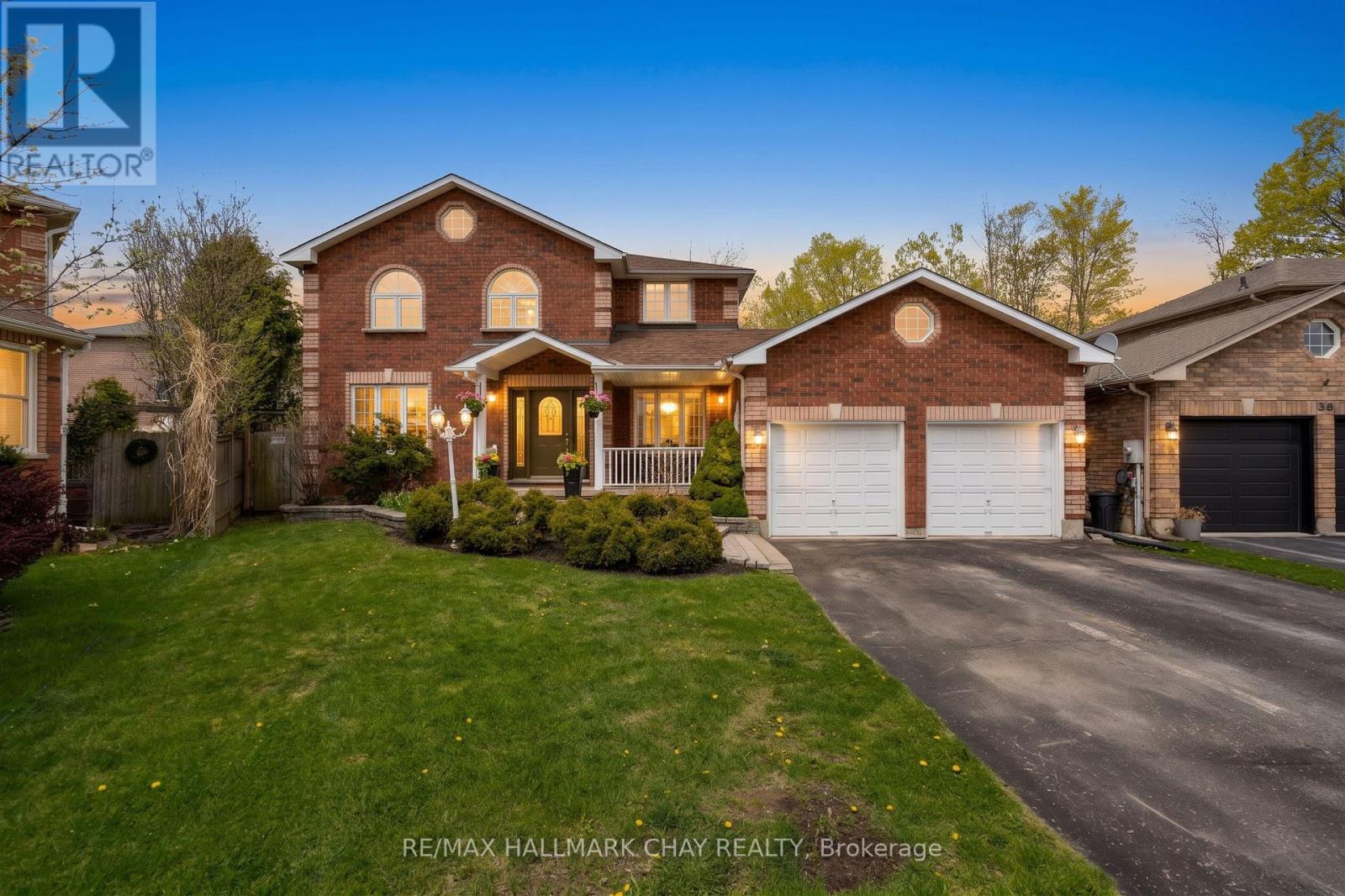 34 CROMPTON DRIVE - 1