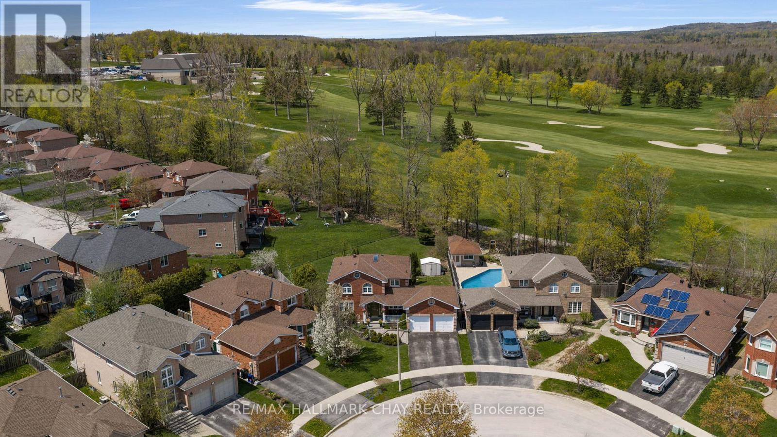 34 CROMPTON DRIVE - 34