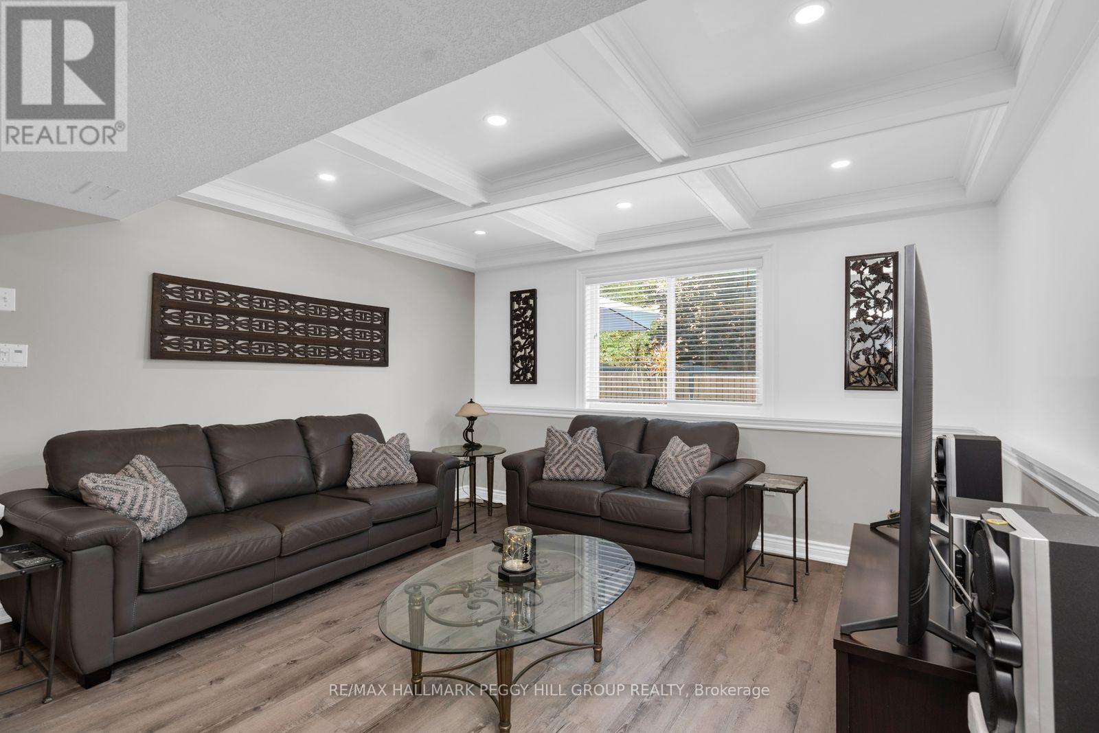 52 SUMMERSET DRIVE - 14