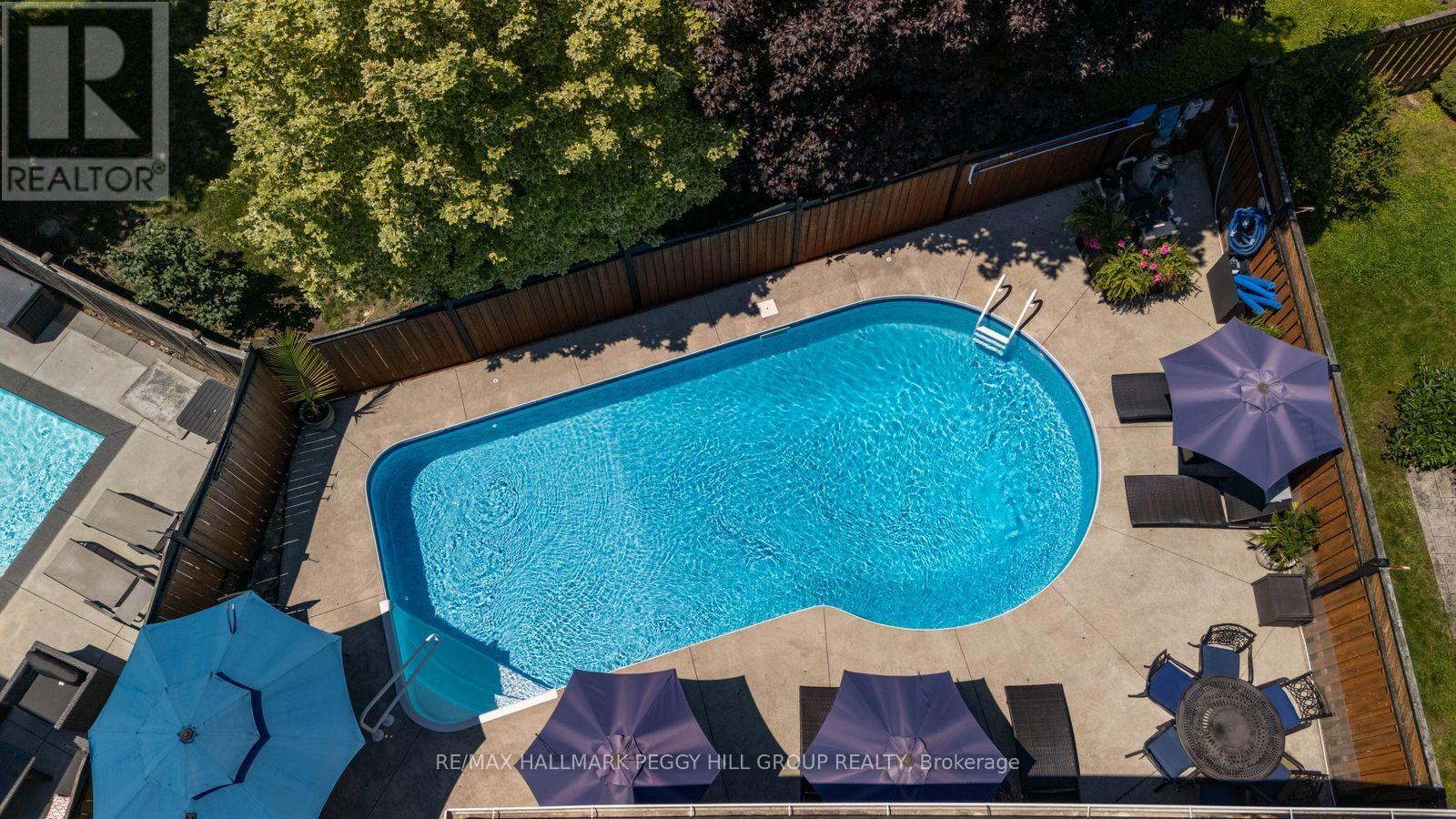 52 SUMMERSET DRIVE - 22