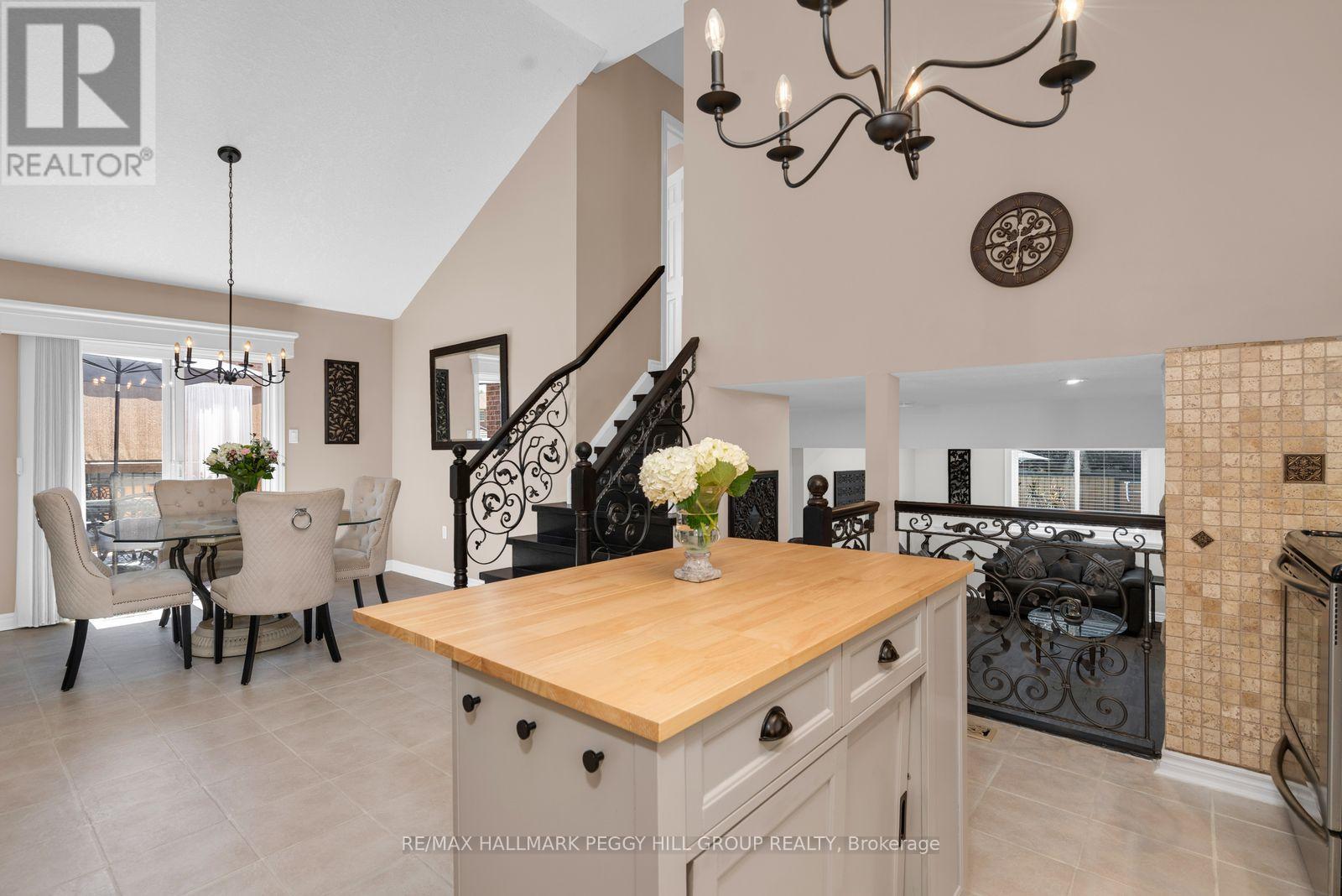 52 SUMMERSET DRIVE - 7