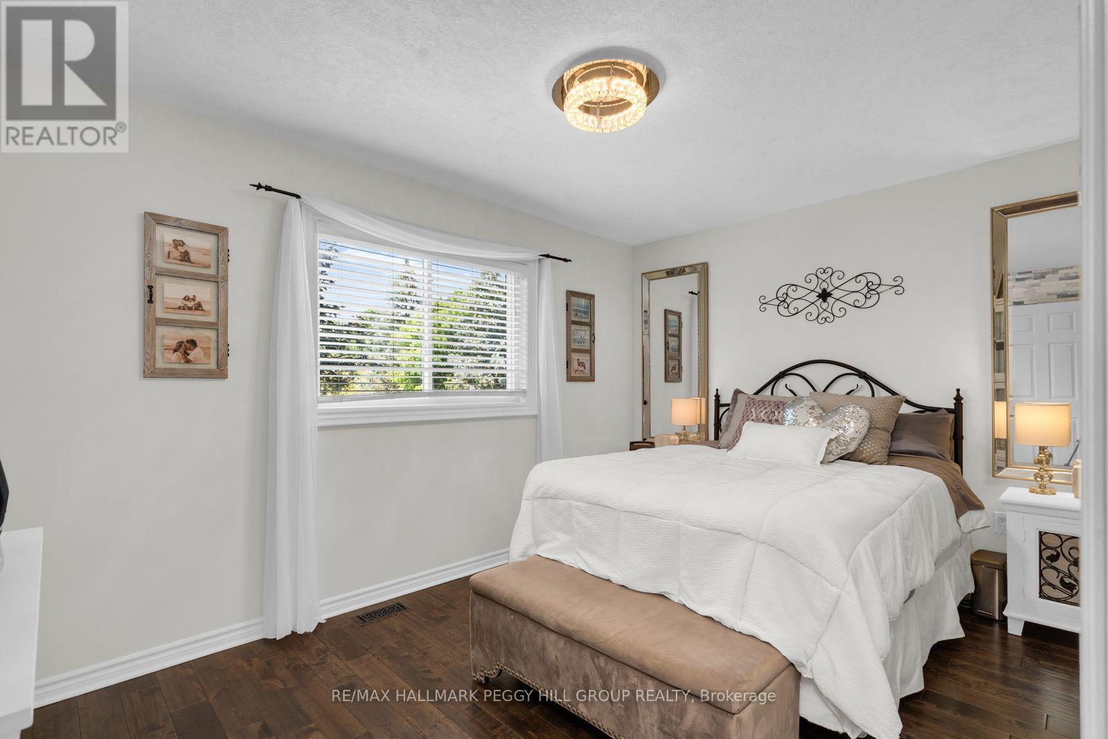 52 SUMMERSET DRIVE - 9