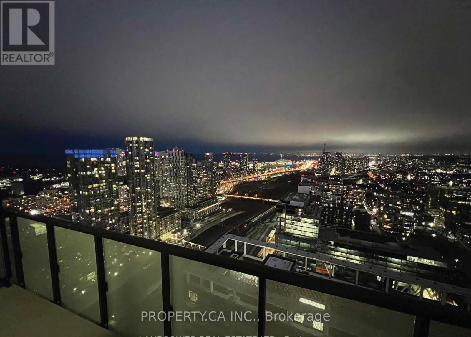 #2401 470 FRONT STREET W - 35
