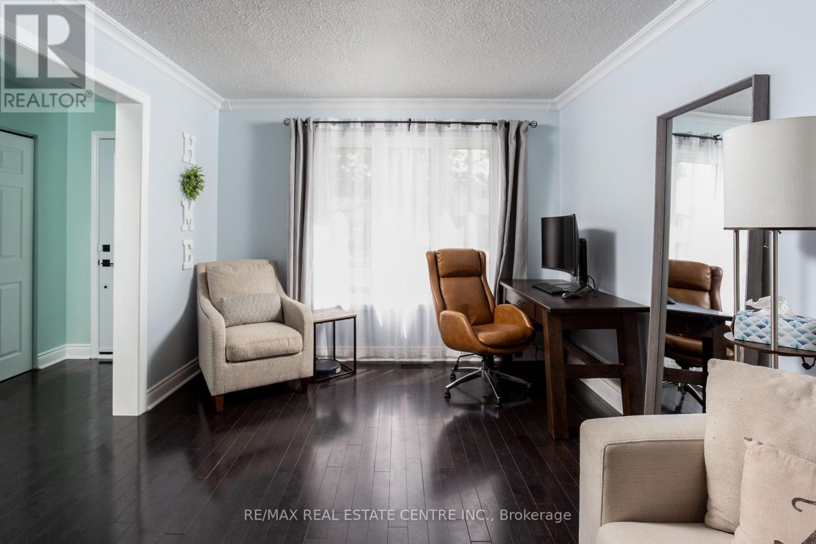 289 ARCHDEKIN DRIVE - 10