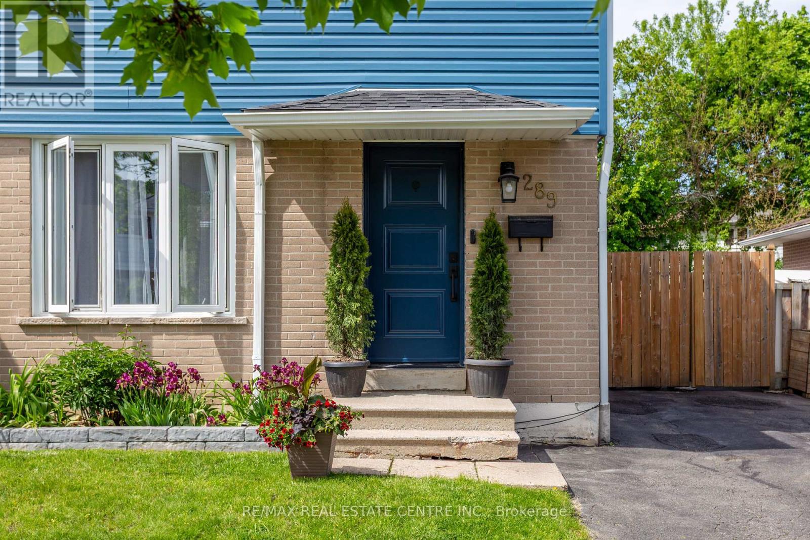 289 ARCHDEKIN DRIVE - 2