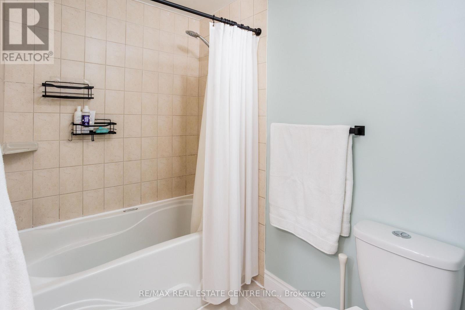 289 ARCHDEKIN DRIVE - 26