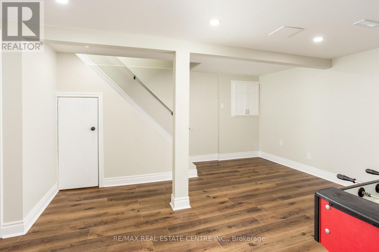 289 ARCHDEKIN DRIVE - 30