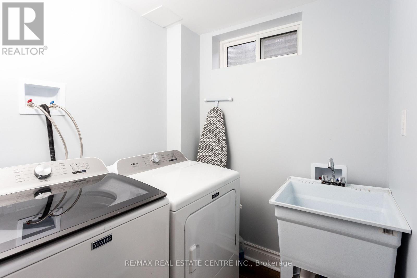 289 ARCHDEKIN DRIVE - 35