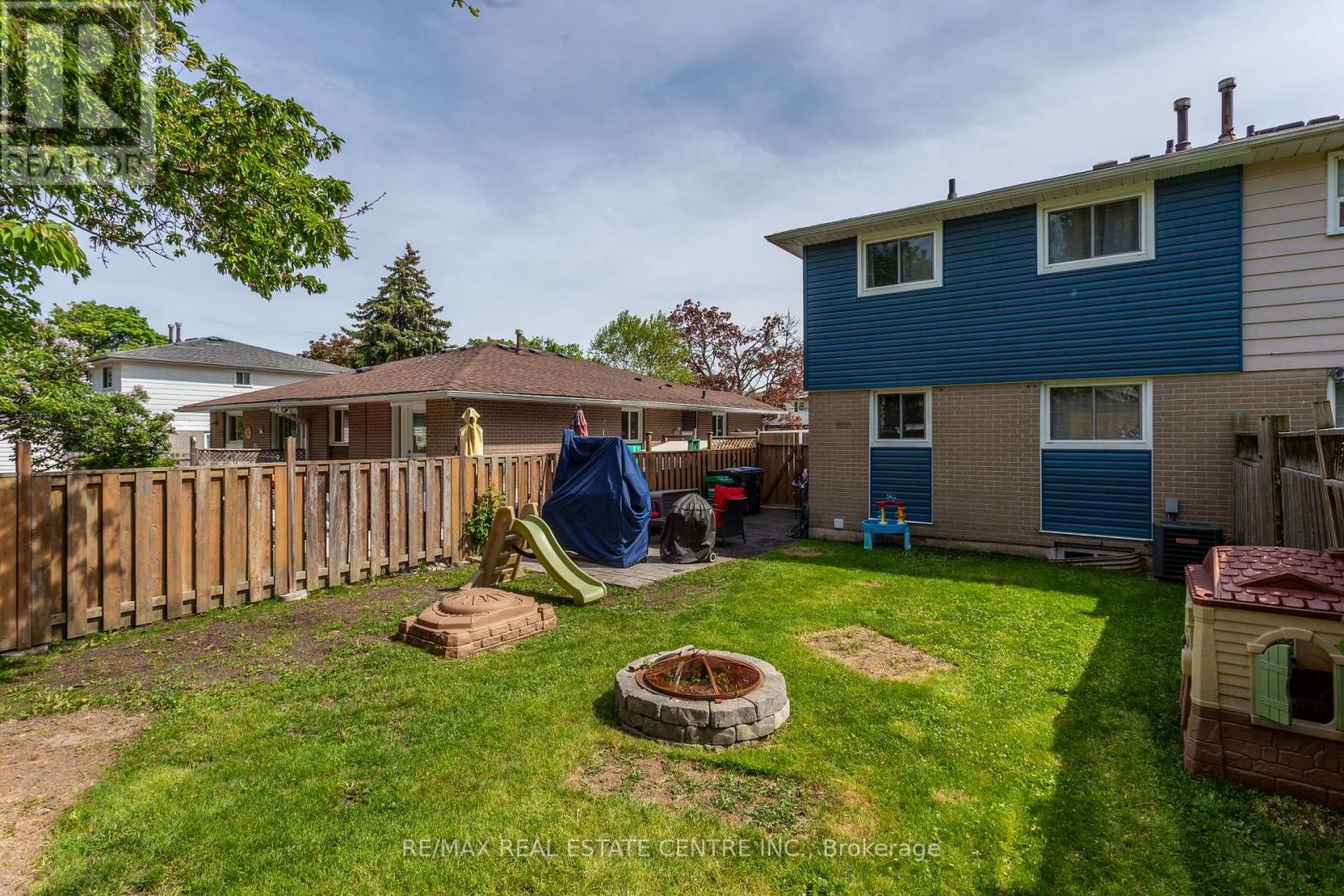 289 ARCHDEKIN DRIVE - 36