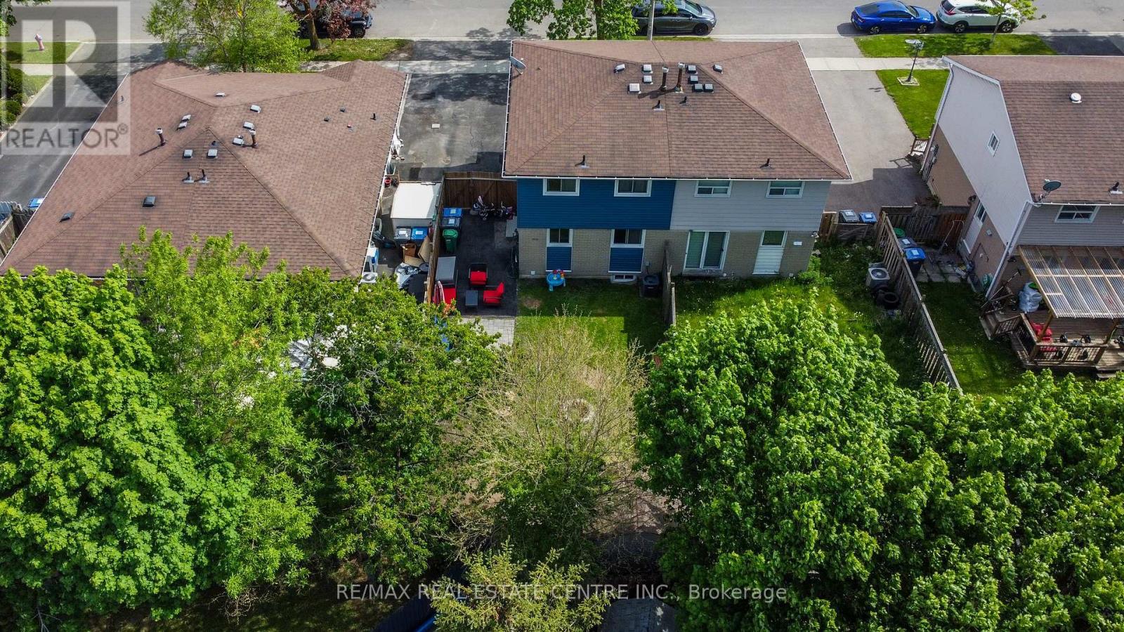 289 ARCHDEKIN DRIVE - 42