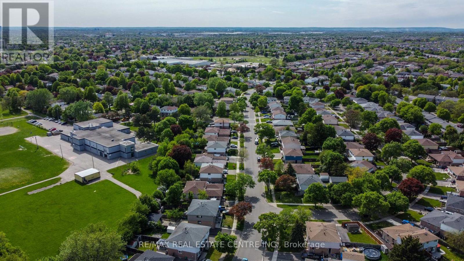 289 ARCHDEKIN DRIVE - 46