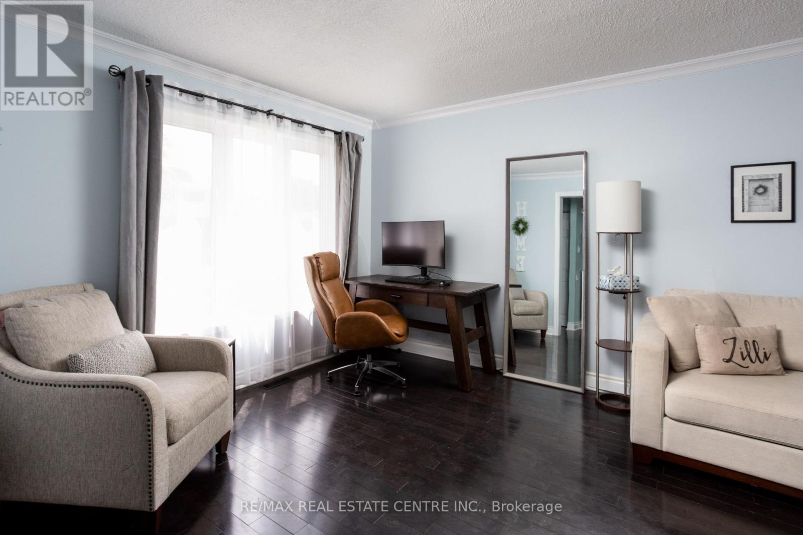 289 ARCHDEKIN DRIVE - 9