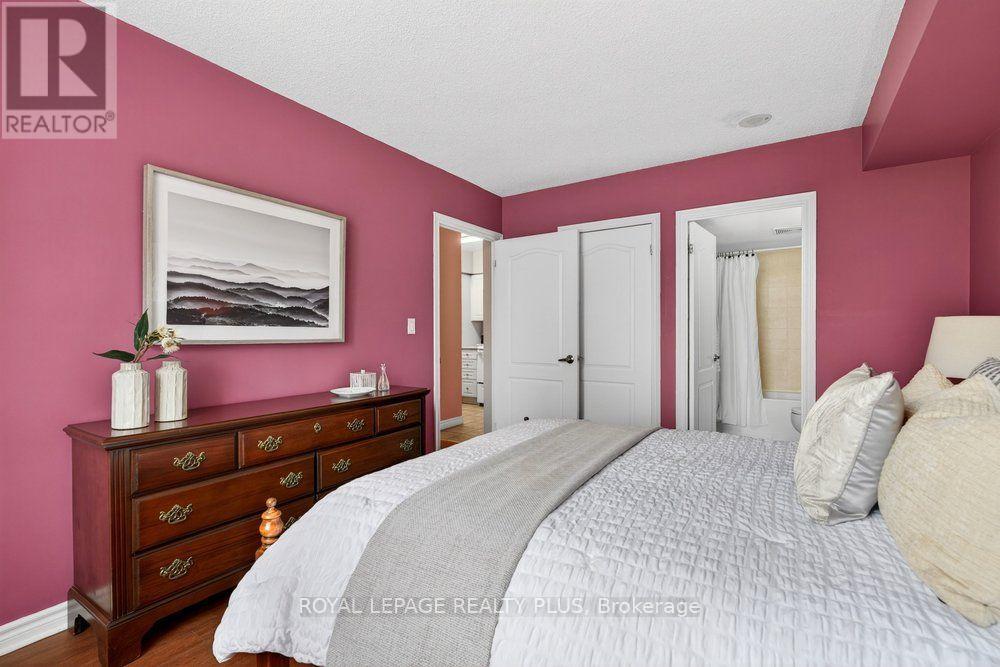 #412 2088 LAWRENCE AVENUE W - 19