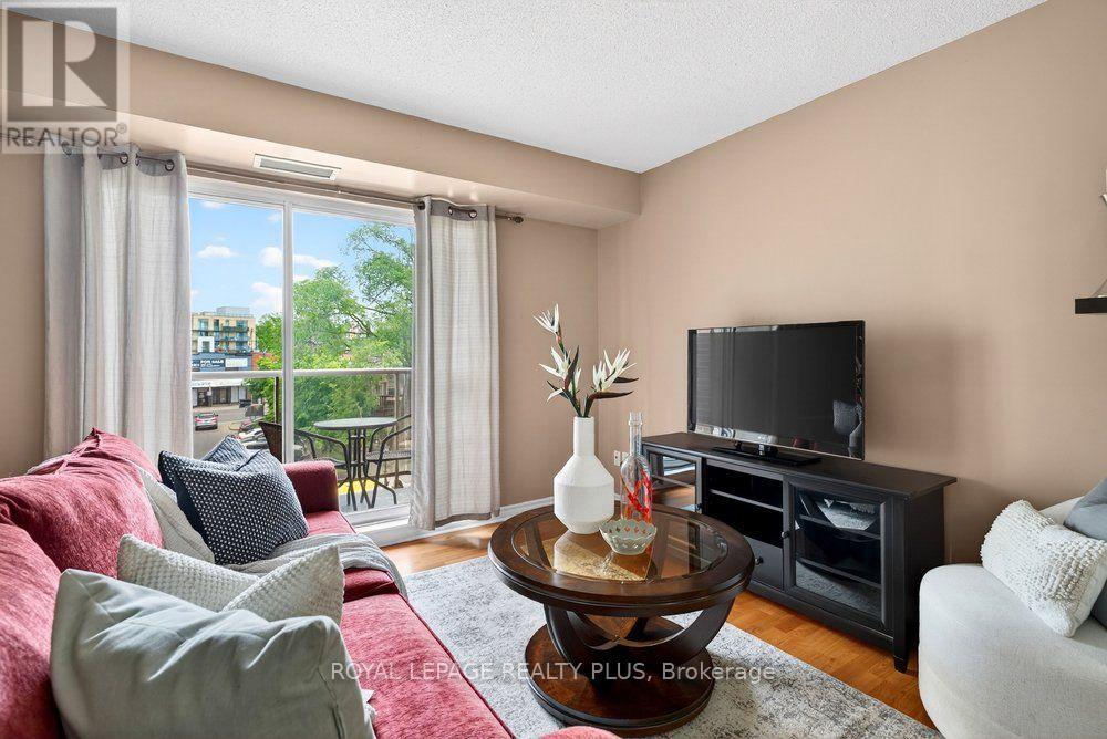 #412 2088 LAWRENCE AVENUE W - 6