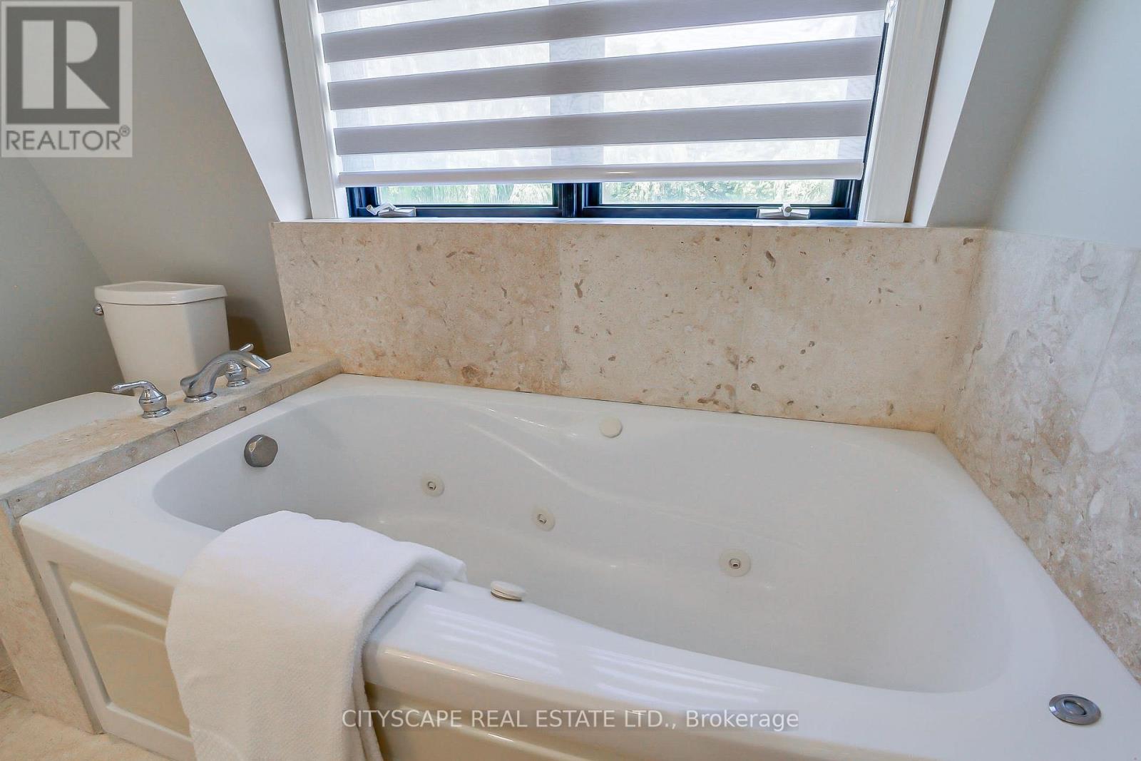 1543 INDIAN GROVE - Image 26