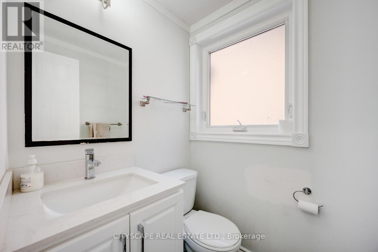 65 MULLIS CRESCENT - 17