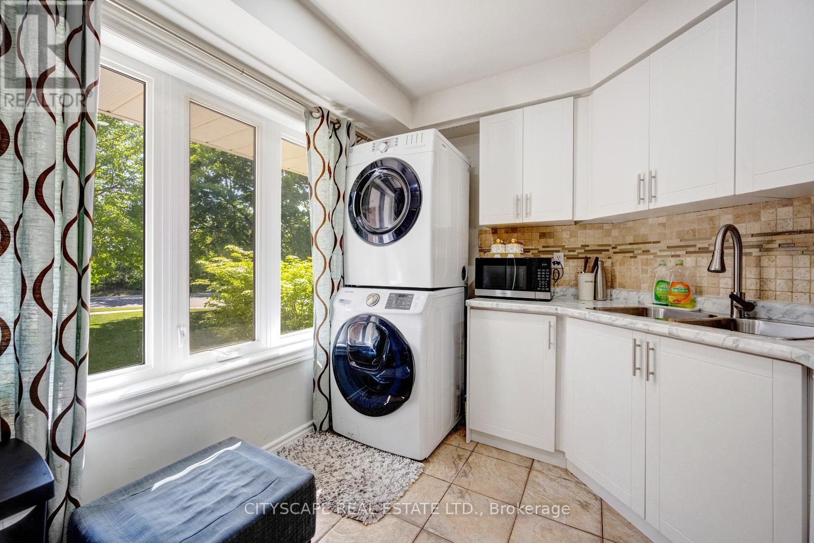 65 MULLIS CRESCENT - 19
