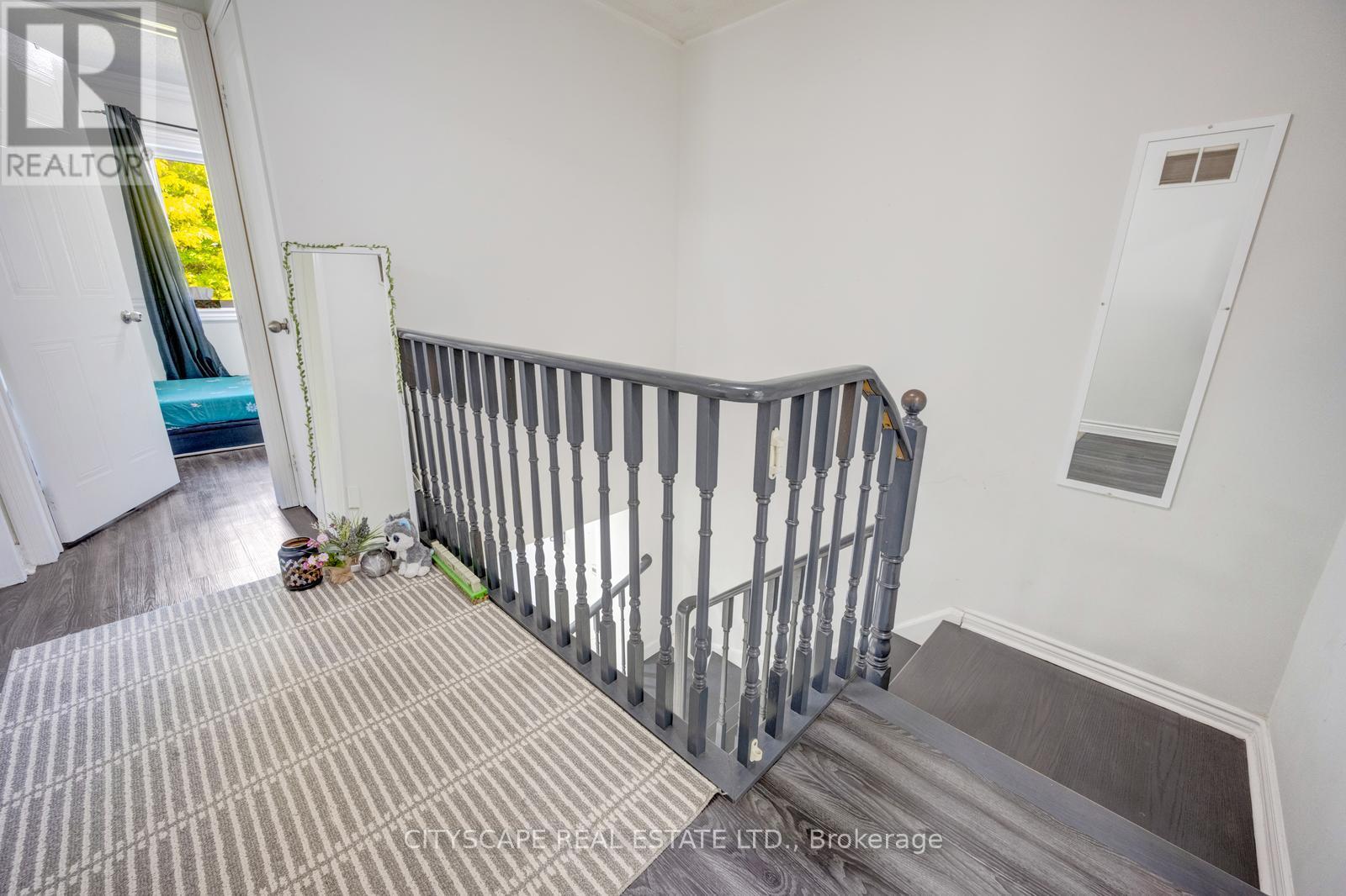 65 MULLIS CRESCENT - 29