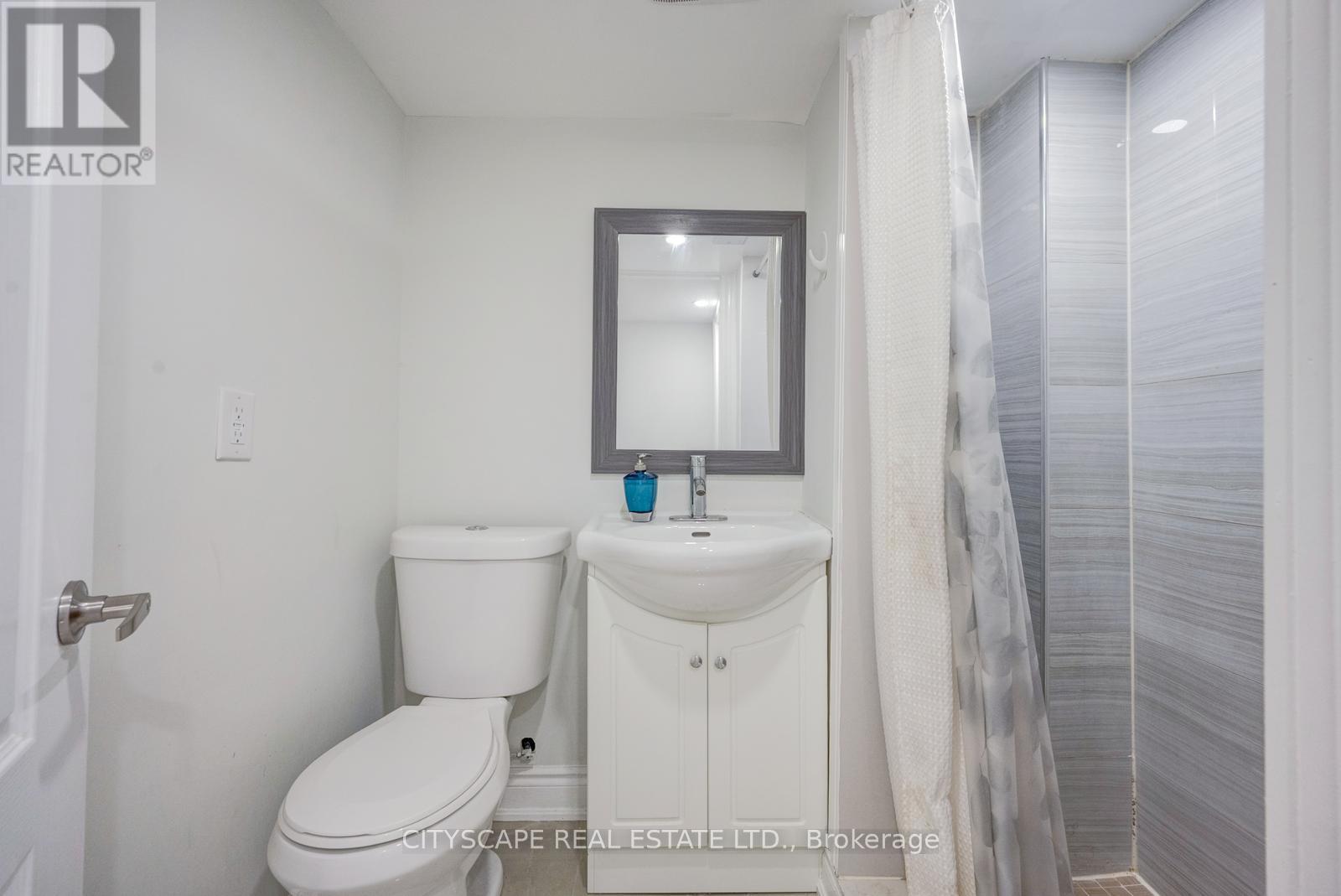 65 MULLIS CRESCENT - 41