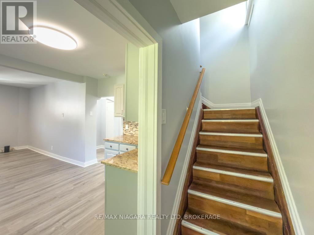 5576 DESSON AVENUE - 19