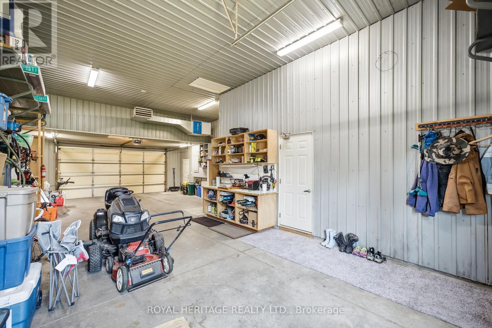 2434 WALLBRIDGE LOYALIST ROAD - 33