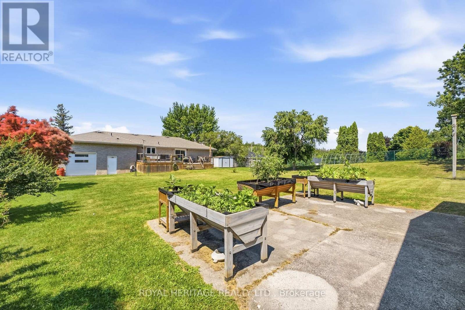 2434 WALLBRIDGE LOYALIST ROAD - 35