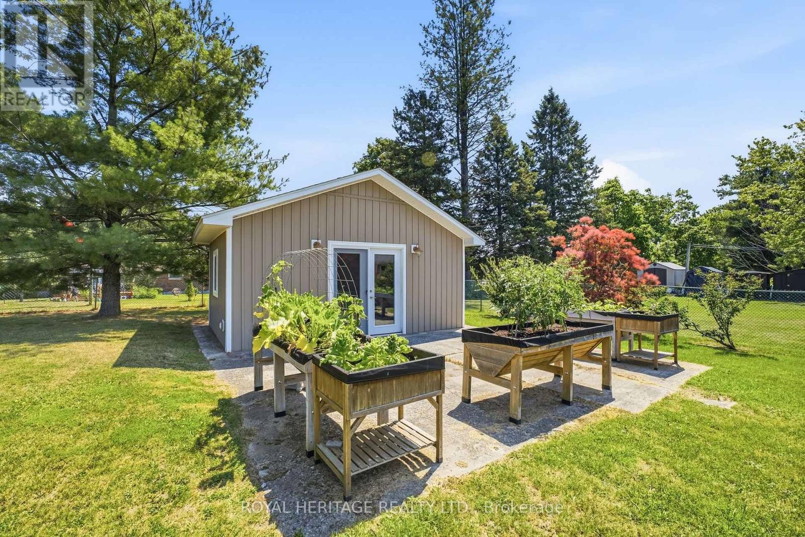 2434 WALLBRIDGE LOYALIST ROAD - 37