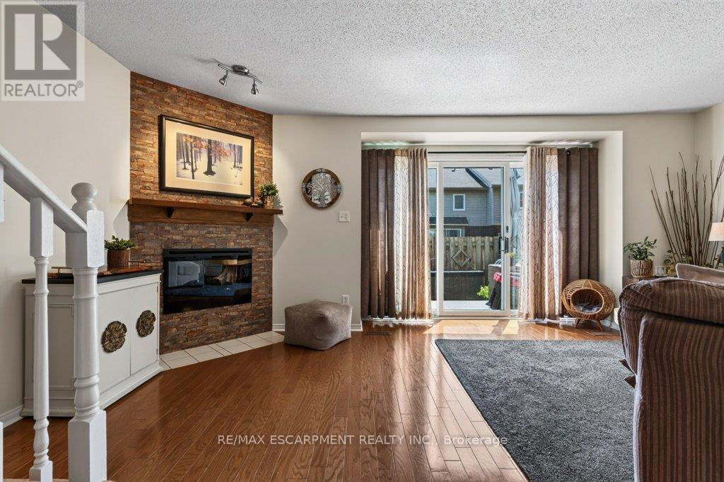 #55 55 KERMAN AVENUE - Image 7