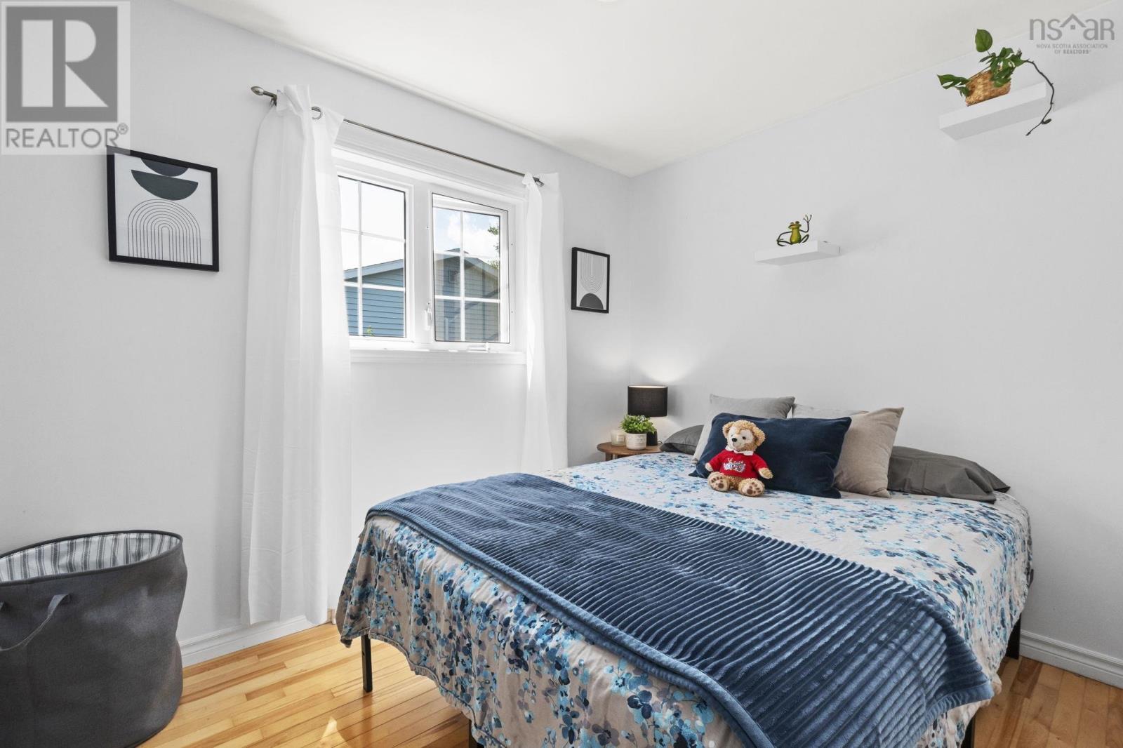 Property 22 of 51 of 44 Tantling Crescent