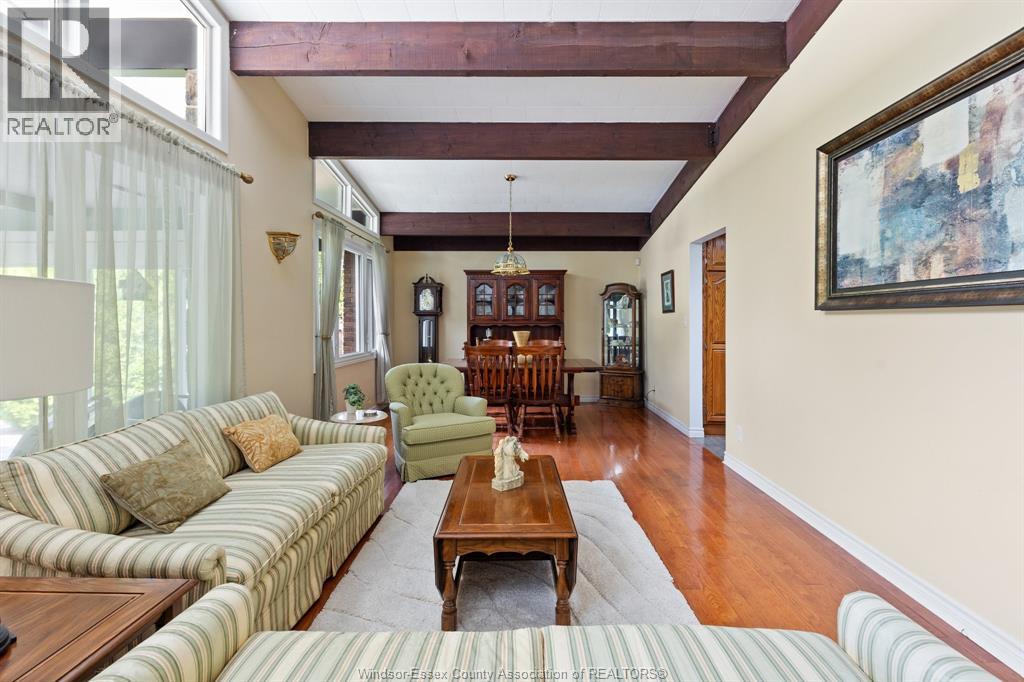 69 KAEL CRESCENT - 10