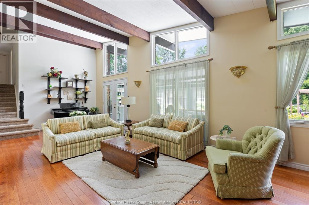 69 KAEL CRESCENT - 12
