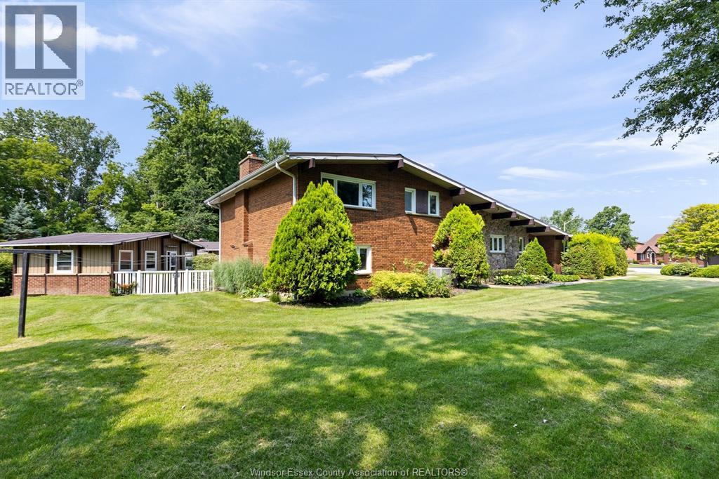 69 KAEL CRESCENT - 2