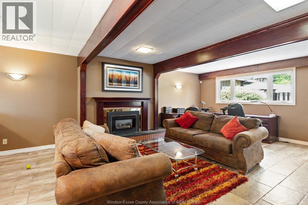 69 KAEL CRESCENT - Image 24